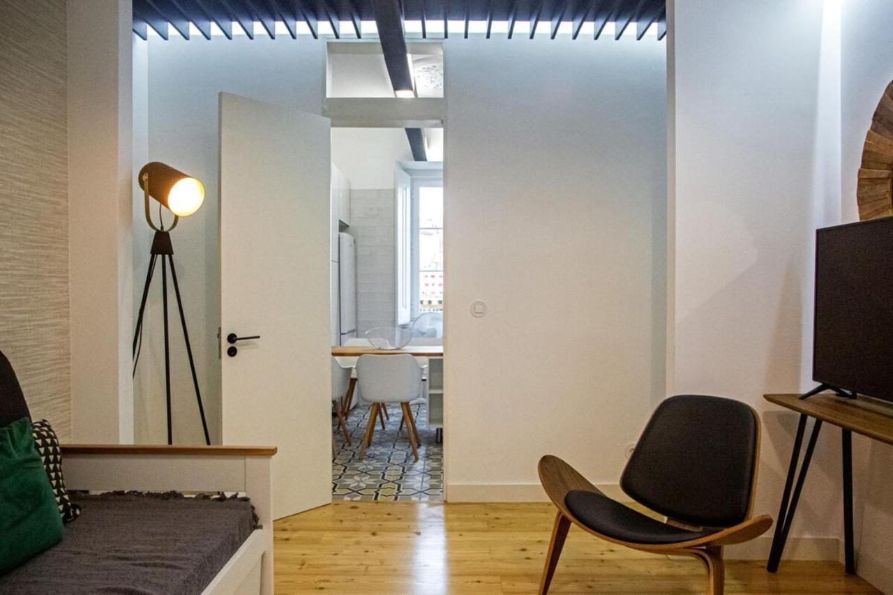 Colourful&tasteful 2bedroom In Graça * Lisboa