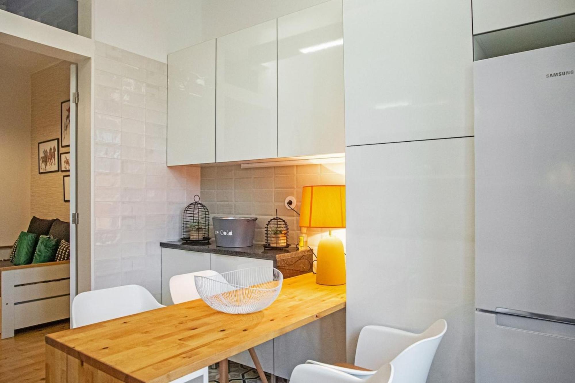 Colourful&tasteful 2bedroom In Graça Lisboa